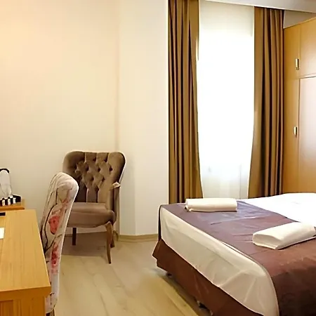 Melidium Hotell 3*