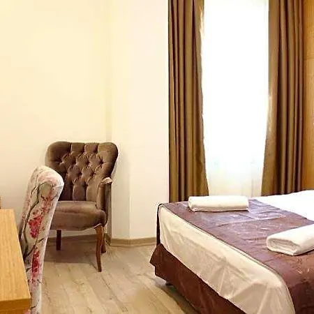Melidium Hotell 3*